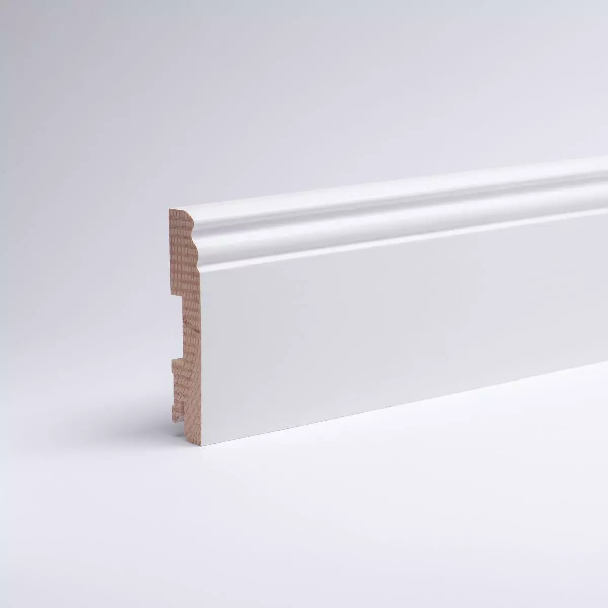 Massivholz-Sockelleiste Berliner Profil 100 mm - Weiß RAL 9010