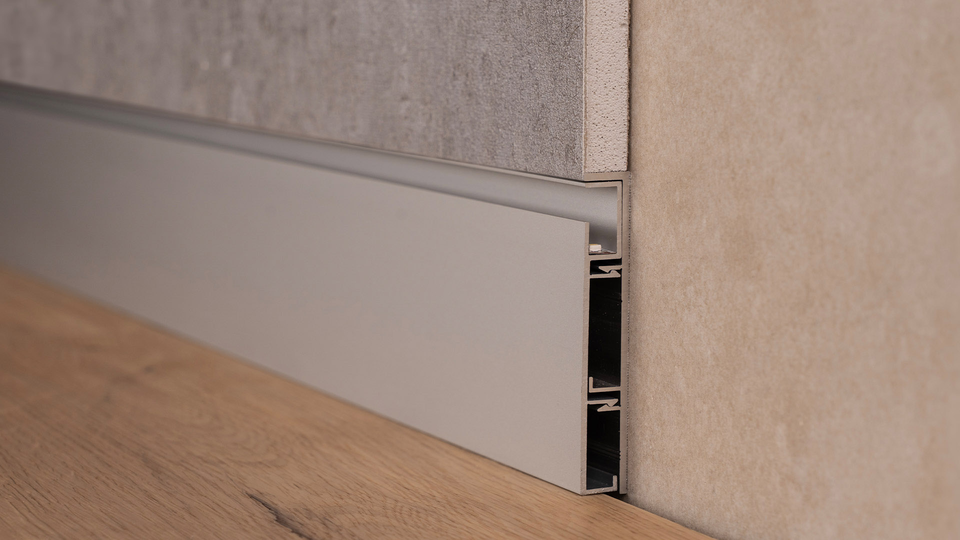 Prinz Aluminium-Sockelleiste 13 x 80 mm - Nr. 366 - Silber - 400 cm