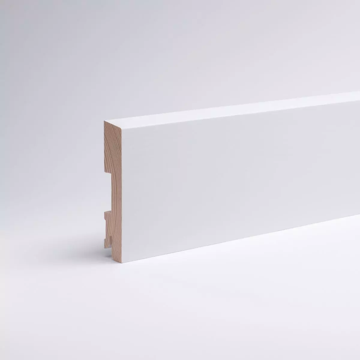 Massivholz Sockelleiste 100mm abgeschrägt RAL9016