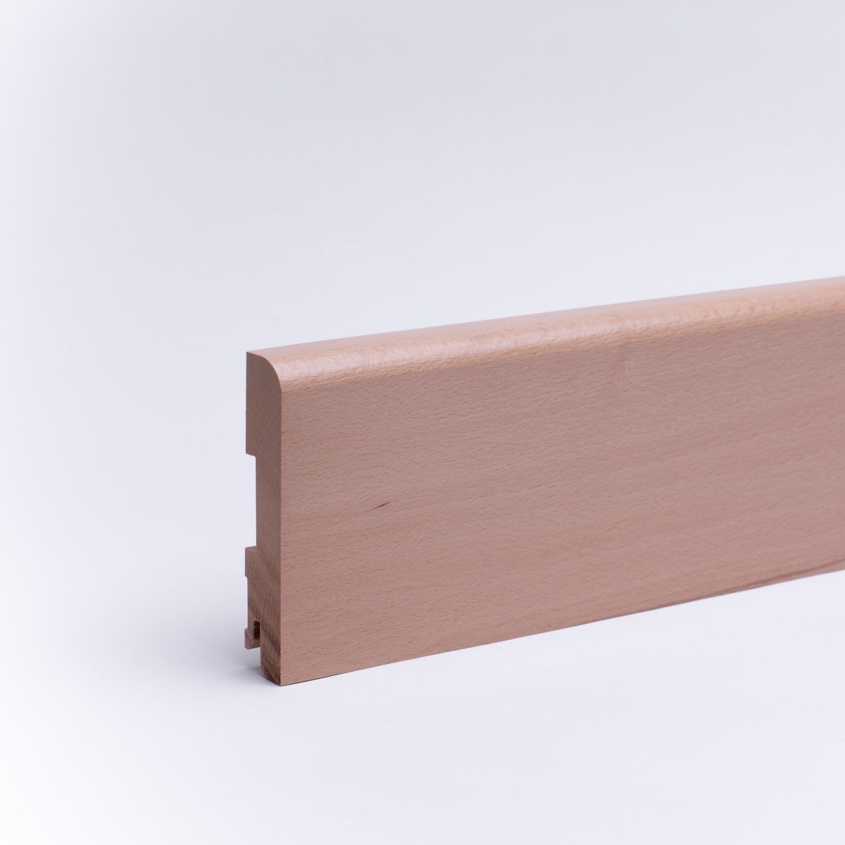 Massivholz-Sockelleiste abgerundet 120mm - Buche gelackt Massivholz-Sockelleiste abgerundet 120mm - Buche gelackt