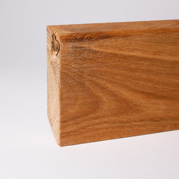 Massivholz-Sockelleiste 40mm abgeschrägt- Eiche geölt