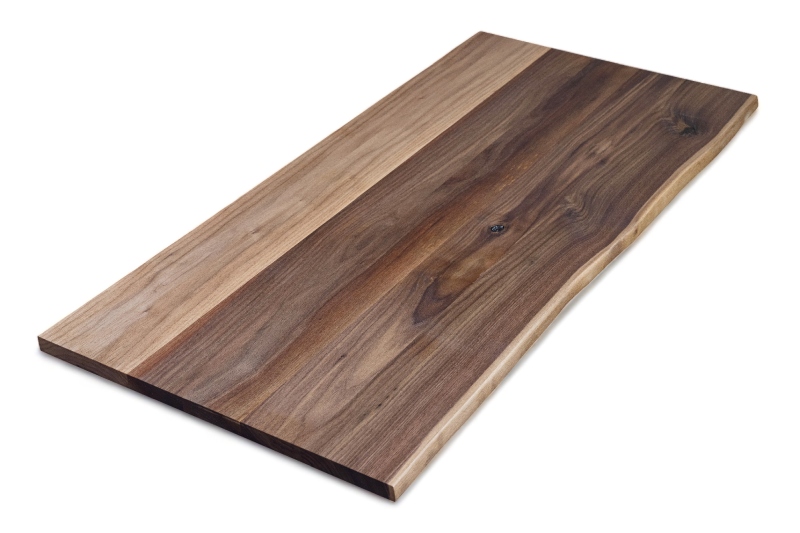 Massivholzplatte Amerikanischer Nussbaum 22 mm einseitige Baumkante - durchgehende Lamellen Massivholzplatte Amerikanischer Nussbaum 22 mm einseitige Baumkante - durchgehende Lamellen
