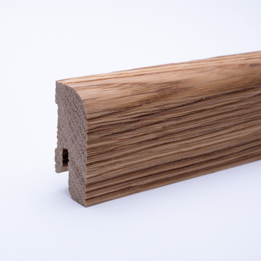 Massivholz Sockelleiste 40mm mit abgerundeter Vorderkante - Eiche gebürstet und geölt Massivholz Sockelleiste 40mm mit abgerundeter Vorderkante - Eiche gebürstet und geölt