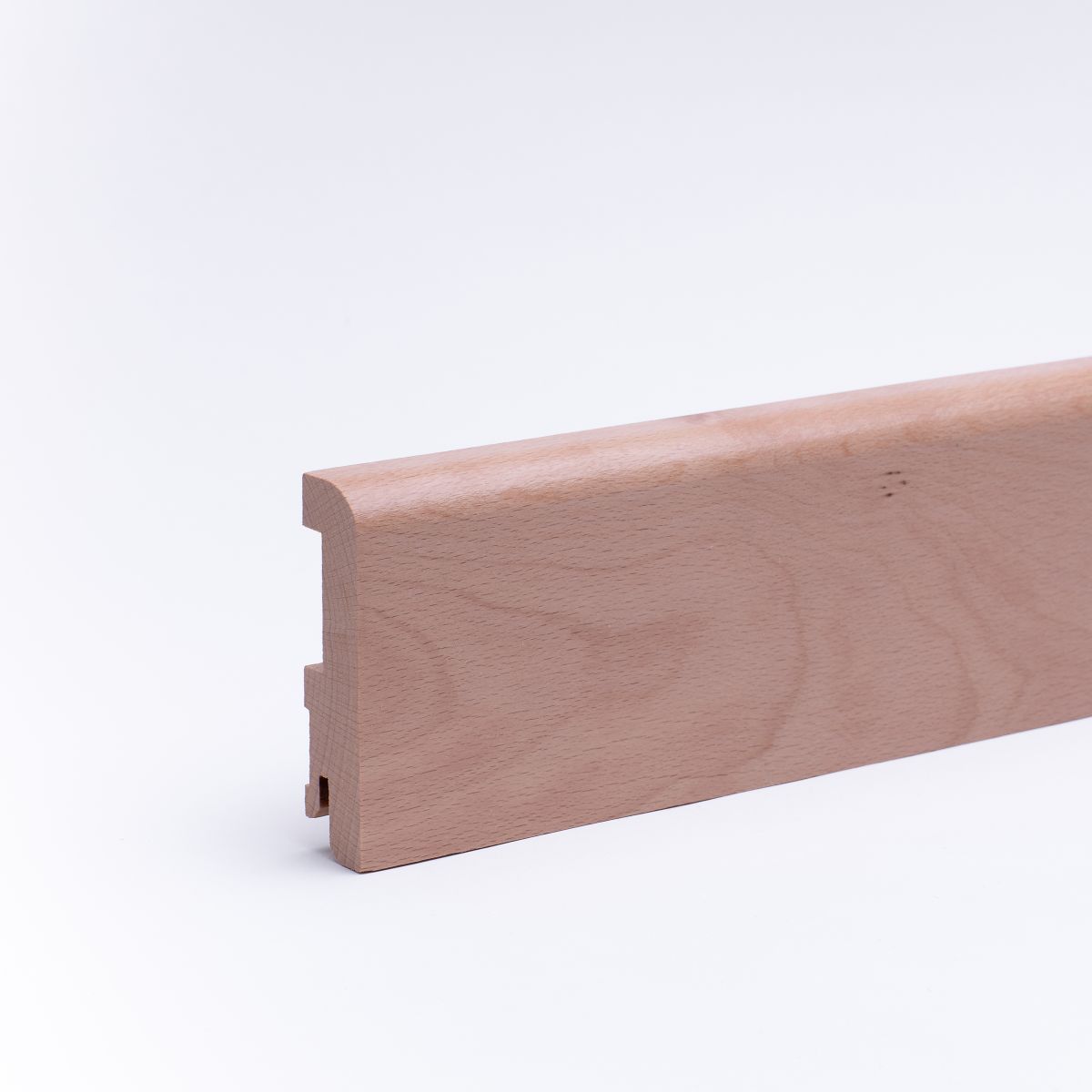 Massivholz-Sockelleiste abgerundet 80mm - Buche gelackt Massivholz-Sockelleiste abgerundet 80mm - Buche gelackt