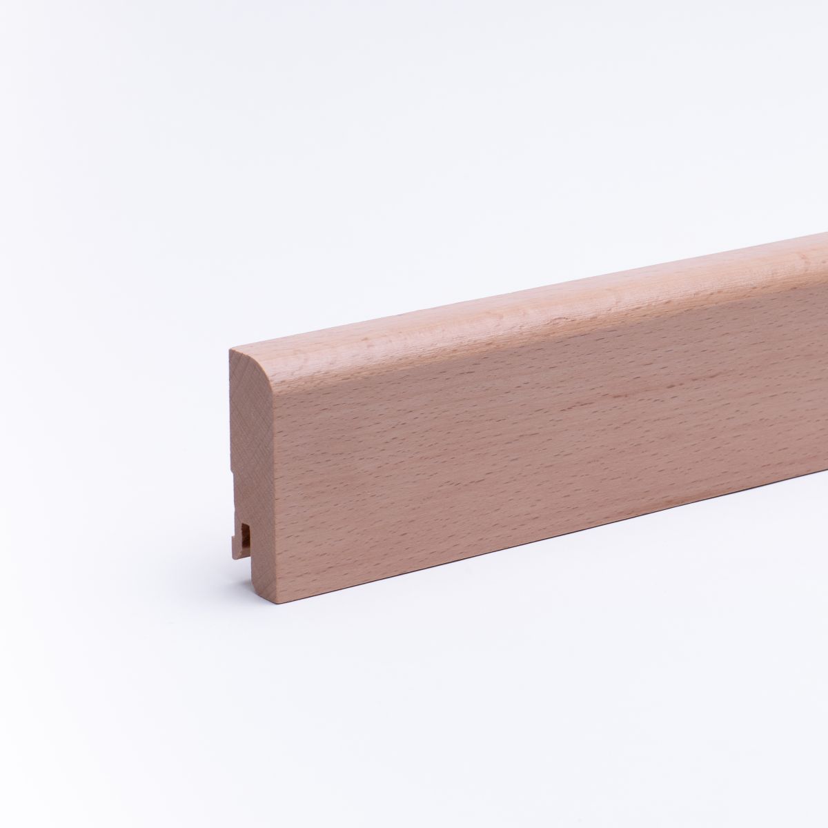 Massivholz-Sockelleiste 60mm abgerundet - Buche gelackt Massivholz-Sockelleiste 60mm abgerundet - Buche gelackt